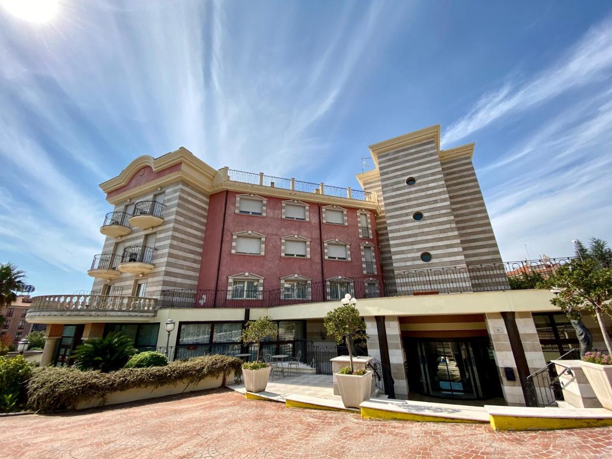 San Giovanni Rotondo Palace - Alihotels Exterior foto